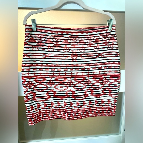 THML Red and White Mini Pencil Skirt for Night Out - Picture 2 of 7